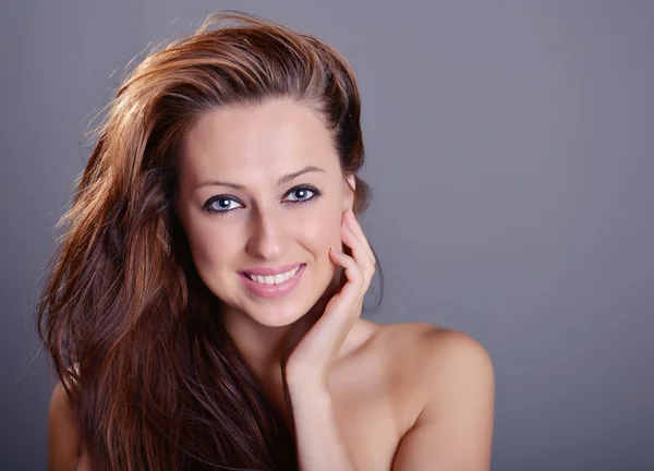 Pretty brunette — Stock Photo, Image