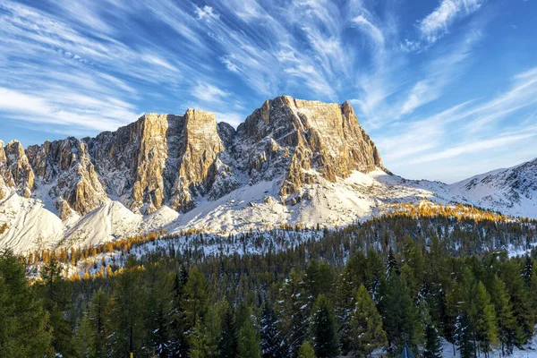 Dolomite Dağları Nın Ilk Kış Manzarası — Stok fotoğraf