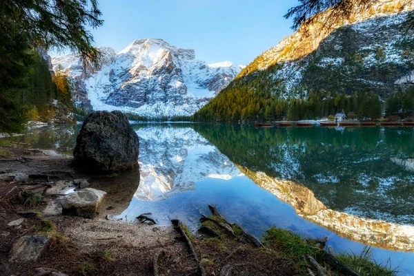 Paisagem Lago Braies Montanhas Dolomite — Fotografia de Stock