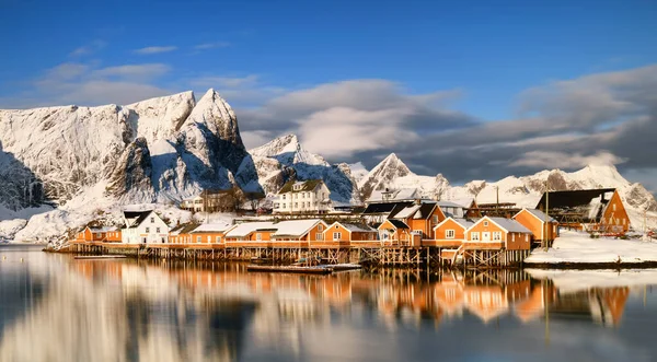 Norveç'te güzel sabah - lofotens - Sakrisoy
