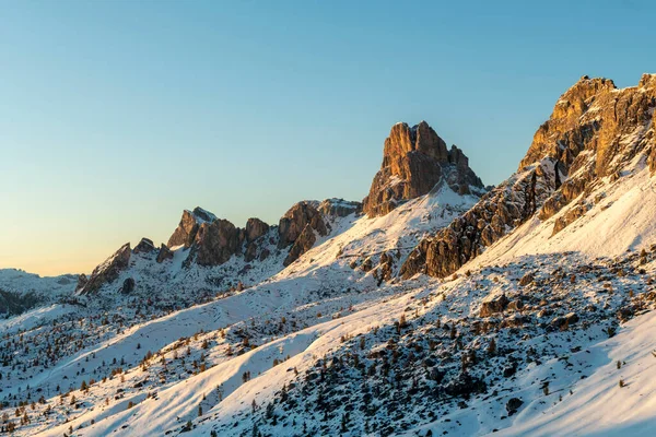 Beautiful Landscape Sunset Snow Covered Mountains — Stock Photo, Image