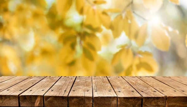 Prázdný Starý Dřevěný Stůl Podzimní Pozadí — Stock fotografie