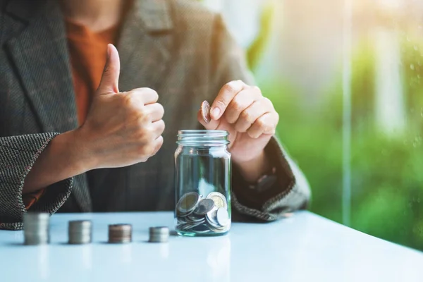 Closeup Image Businesswoman Showing Thumbs Hand Sign While Putting Coins — ストック写真