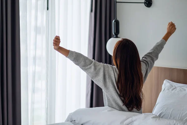 Rear View Image Woman Stretching Waking Morning White Cozy Bed — Stock Fotó