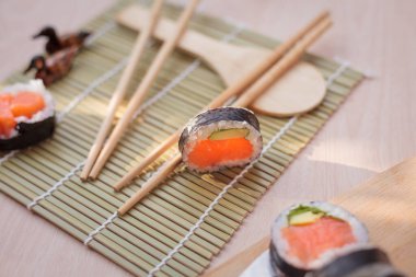 Suşinin bileşimi, doğal ışık. İştah açıcı renkler. Üst çekim