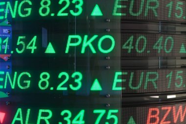 Warszawa, Polonya - Haziran 05.2021: NBP Para Merkezi, Müze. Borsa grafiği ve numaraları. Borsa Ticareti.