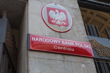 Varşova, Polonya - Haziran 05.2021: Narodowy Bank Polski (Polonya Ulusal Bankası) Wrszawa 'da imza attı. NBP merkez bankasıdır.