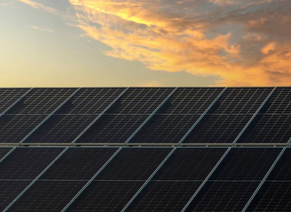 Painéis Solares Sob Céu Pôr Sol Espaço Cópia Para Texto — Fotografia de Stock