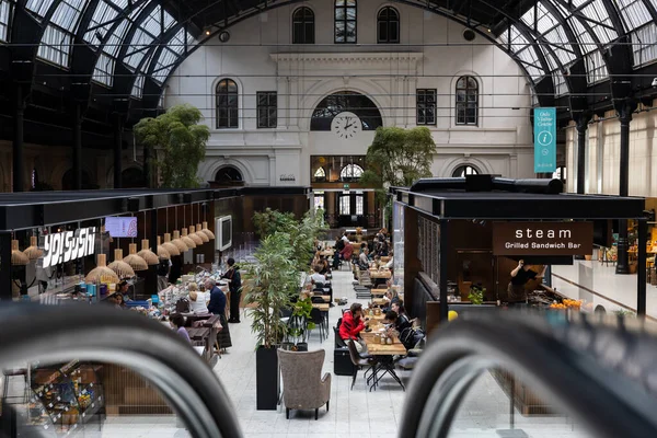 Oslo Norway May 2022 View Oslo Central Station Many Stores — Fotografia de Stock