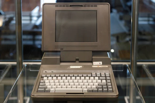 오슬로 노르웨이 2022 Victor V286P Portable Computer 1989 Museum Science — 스톡 사진