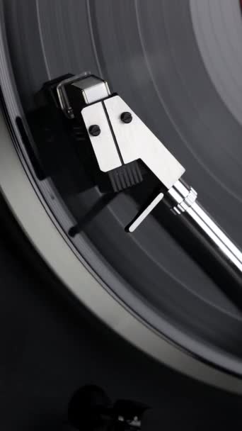 复古唱机与乙烯盘 顶部视图 — 图库视频影像