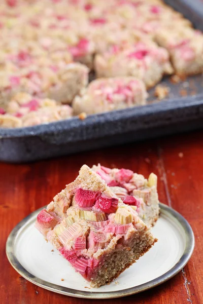 Rhabarber-Vollkornkuchen — Stockfoto