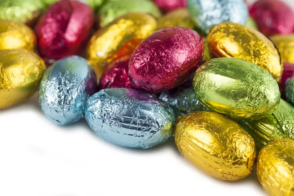 Chocolate eggs background — Stock Photo, Image