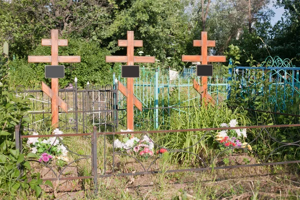 Russian rural cemetery — Stock Photo, Image