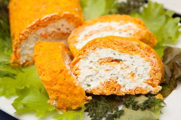Cottage queso zanahorias rollo — Foto de Stock