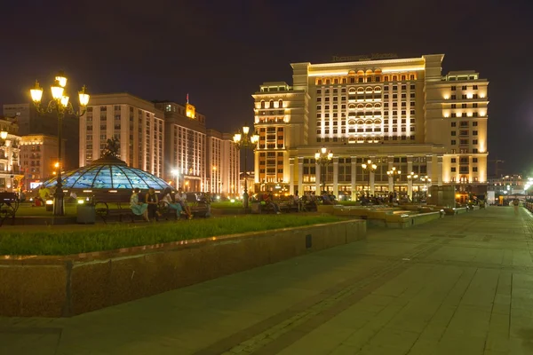 Manezh Square, the State Duma building and Four Seasons Hotels M — Stock Photo, Image