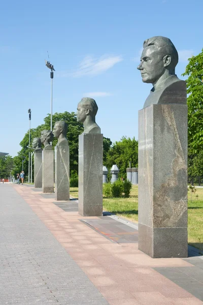 Cosmonautas soviéticos monumentos — Fotografia de Stock