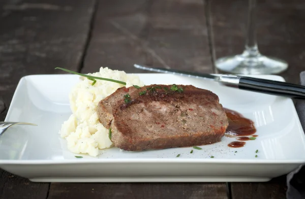 Köttfärslimpa — Stockfoto