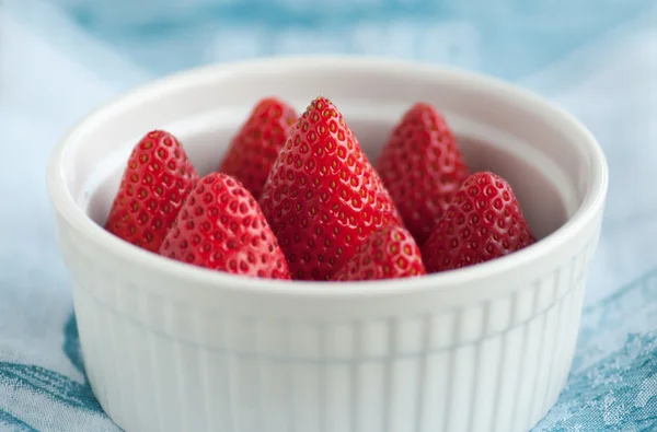 Verse aardbeien — Stockfoto