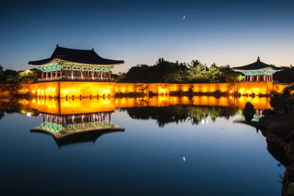 Anapji pond i gryningen — Stockfoto