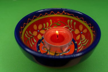 Diwali mum ışığı. Diwali bir ışık festivali ve Hindistan 'ın en büyük festivallerinden biri.