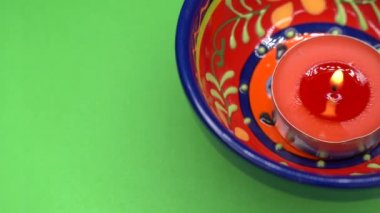 Diwali mum ışığı. Diwali bir ışık festivali ve Hindistan 'ın en büyük festivallerinden biri.