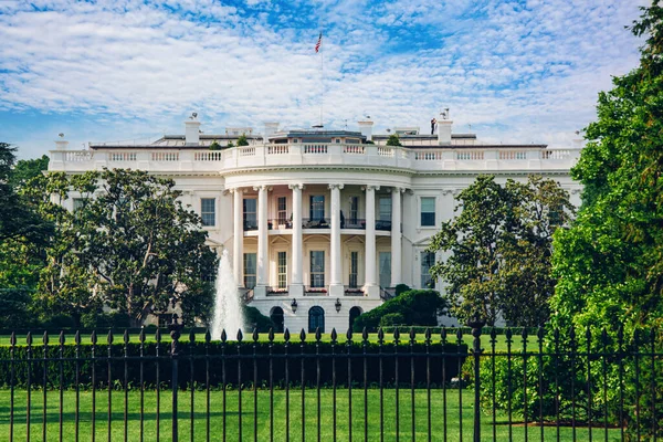 Exterior Vista trasera de la Casa Blanca —  Fotos de Stock