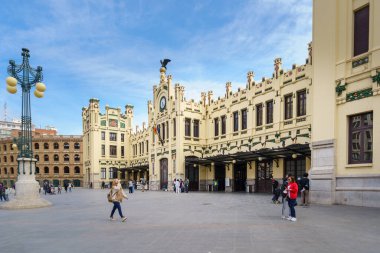 Valencia Norht İstasyonu, Art Nouveau tarzı bir tren istasyonu..