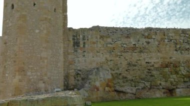 İspanya 'nın Tarragona kentinde, Costa Dorada, Katalonya, İspanya' daki Akdeniz kıyısındaki Praetorium ve Roma Sirki. Tarraco Arkeoloji Topluluğu UNESCO Dünya Mirası Hakemi 875 ilan edildi.