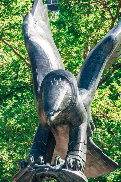 Aigle Bronze Sculpté Par Albino Manca Dans Battery Park Parc — Photo