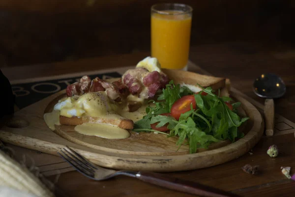 Comida Occidental Pequeño Bistró —  Fotos de Stock