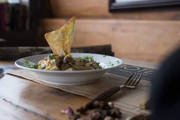 Deliciosa Carne Asada Con Queso Verduras — Foto de Stock