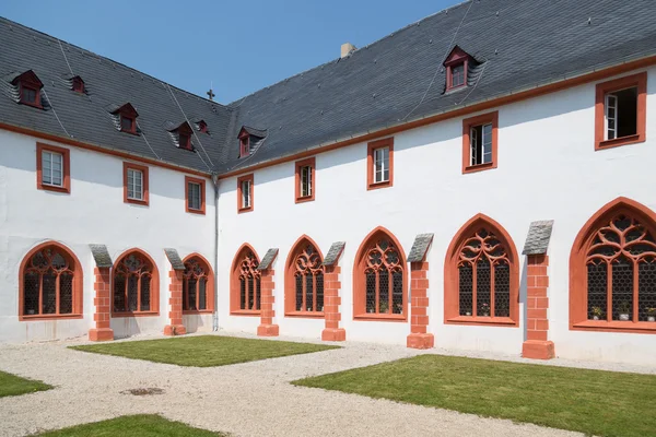 Oude Duitse abdij in bernkastel, Duitsland — Stockfoto