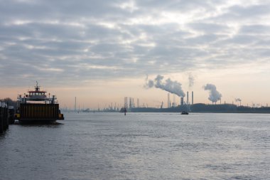 sabah erken Hollanda rotterdam Limanı