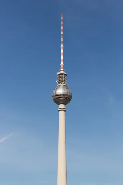 Torre de televisión situada en Alexanderplatz en Berlín, Alemania —  Fotos de Stock