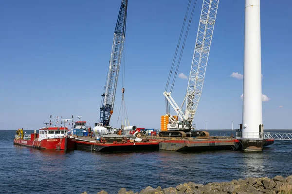 Lelystad Países Bajos Abril 2022 Buque Grúa Buque Suministro Ocupado — Foto de Stock