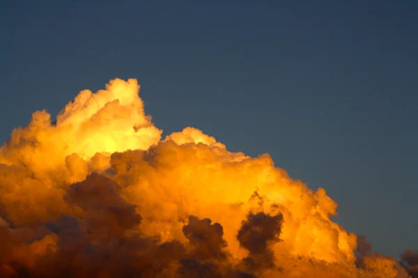 Драматичні хмари — стокове фото