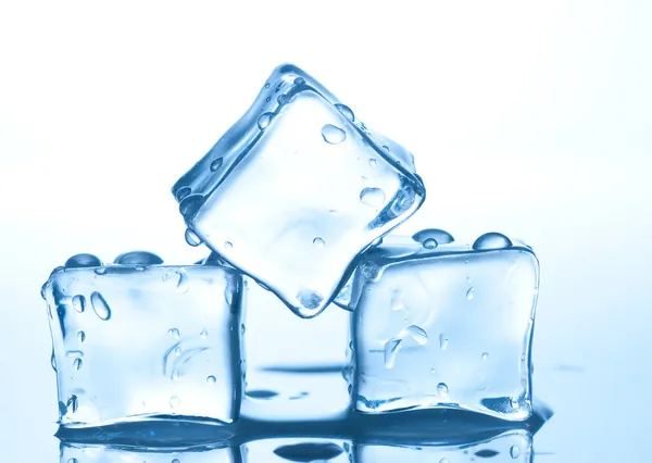 Ice cubes — Stock Photo, Image