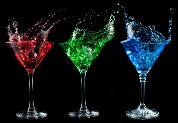 Alcoholhoudende cocktails set - rood, groen, blauw. — Stockfoto