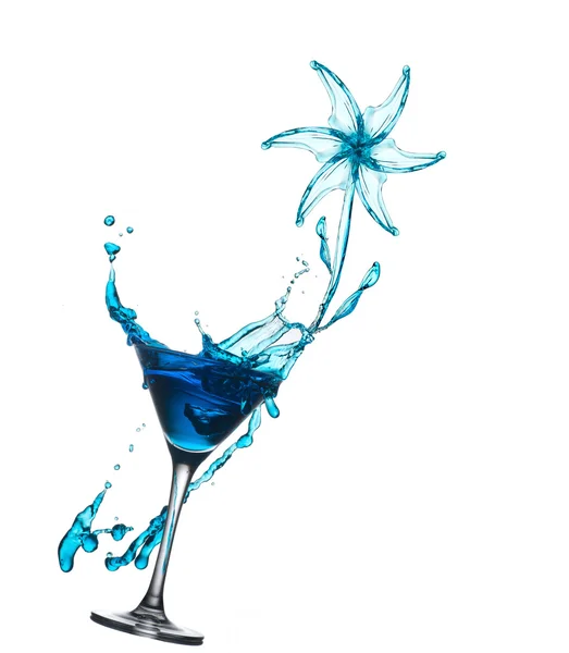 Cocktail with splash in form of flower — Stock Photo, Image