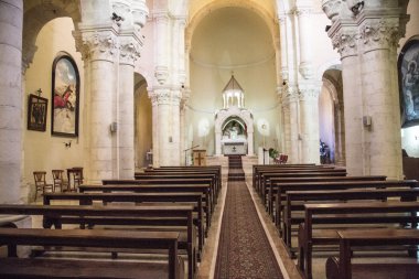VIA dolorosa kilisede.