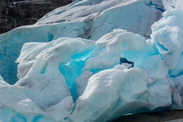 Brillo de hielo del glaciar Nigardsbreen (Noruega ) — Foto de Stock