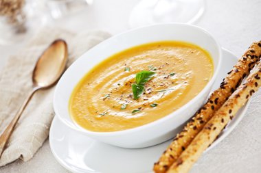 Balkabağı çorbası.