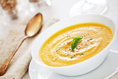 lezzetli kabak çorbası