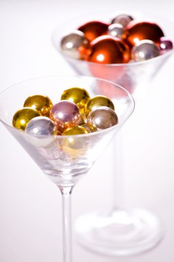 baubles bir kokteyl cam