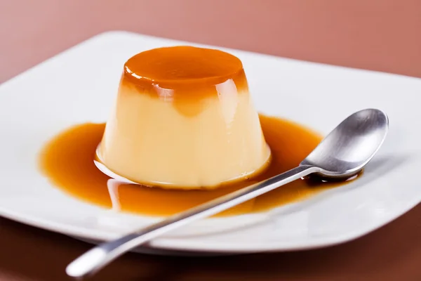 Vanilla And Caramel dessert — Stock Photo, Image