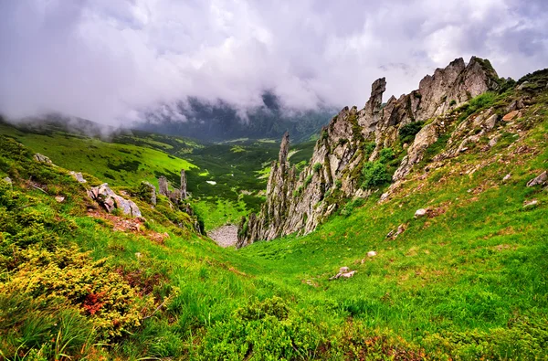 Sky and rocks — Stock Photo, Image