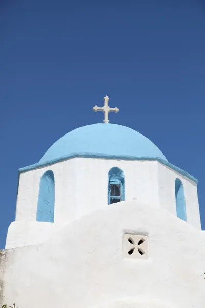 Iglesia en la isla de Paros —  Fotos de Stock