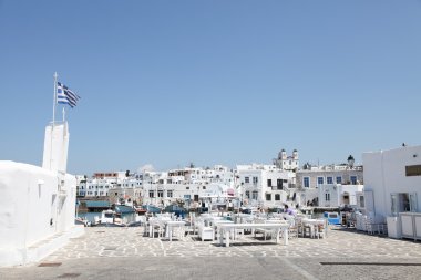 bir Yunan restoranı Teras