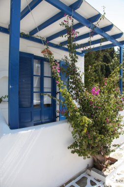 balkon bir villada paros Adası